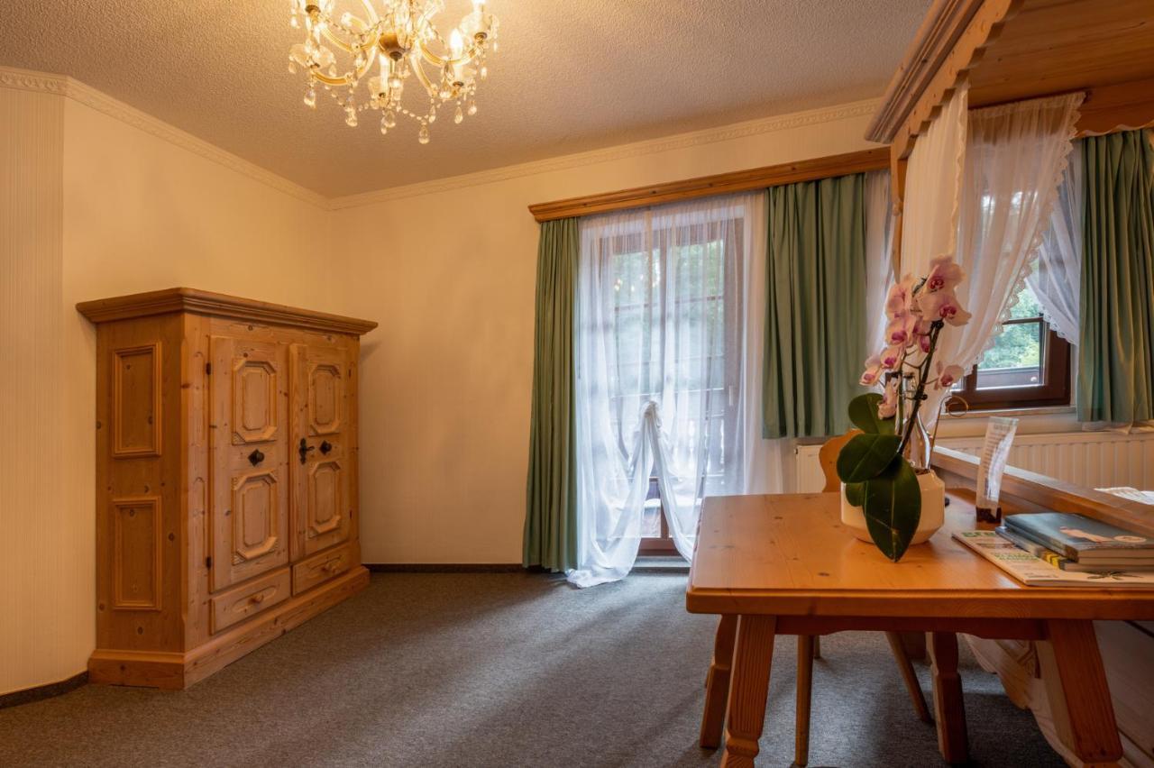 Zur Margarethenmuehle - Landgasthof Und Waldhotel Rosswein المظهر الخارجي الصورة