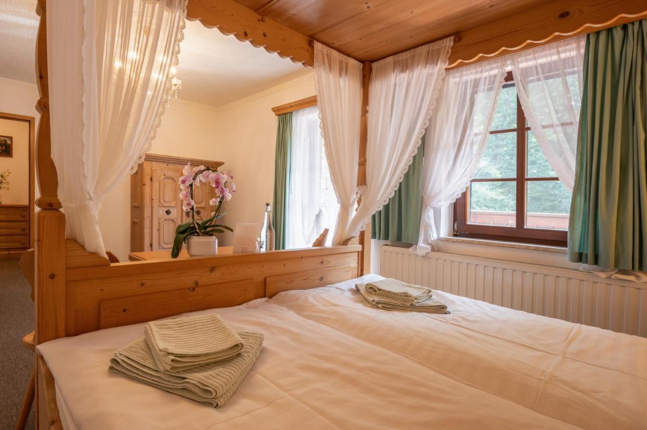Zur Margarethenmuehle - Landgasthof Und Waldhotel Rosswein المظهر الخارجي الصورة