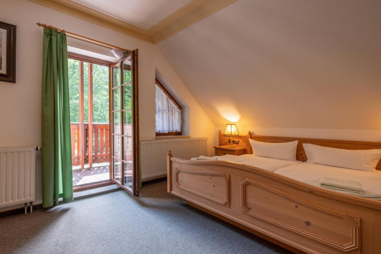 Zur Margarethenmuehle - Landgasthof Und Waldhotel Rosswein المظهر الخارجي الصورة