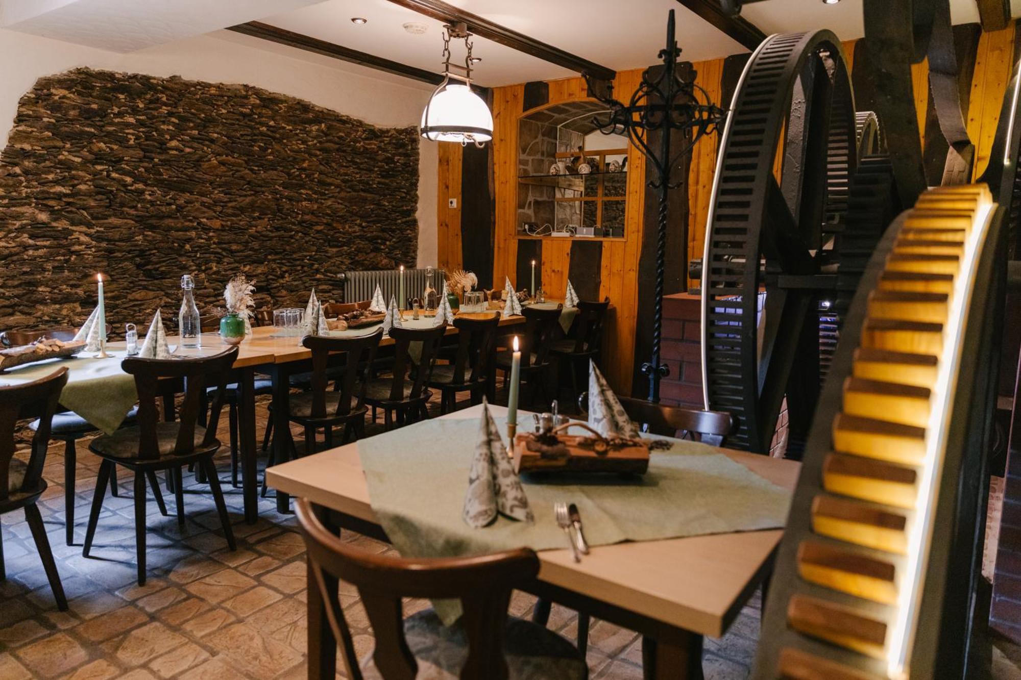 Zur Margarethenmuehle - Landgasthof Und Waldhotel Rosswein المظهر الخارجي الصورة